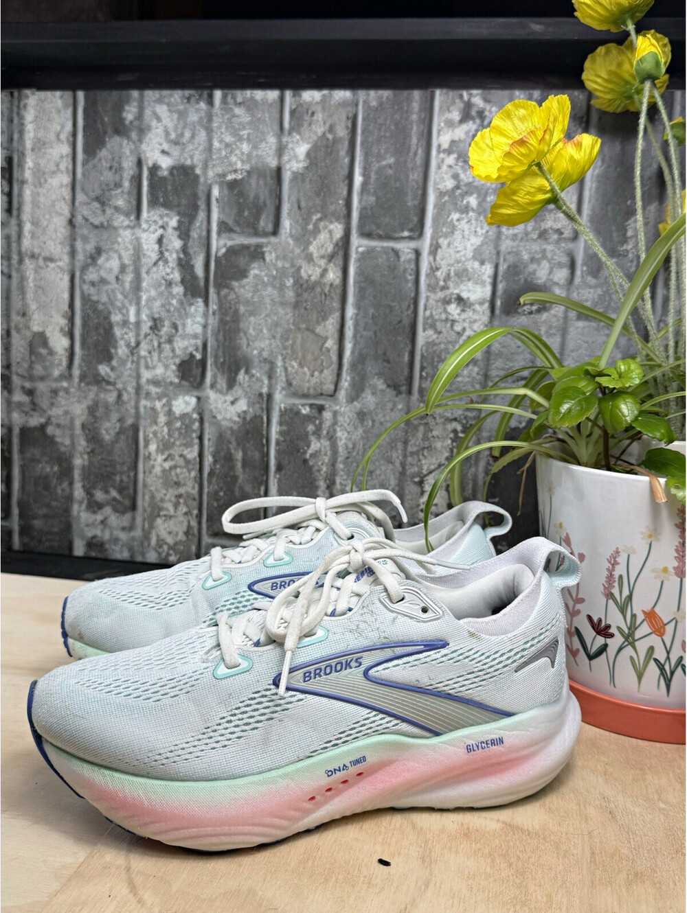 Brooks Glycerin 22 Wide Men's White/Blue Low Top Sneaker US 8 D